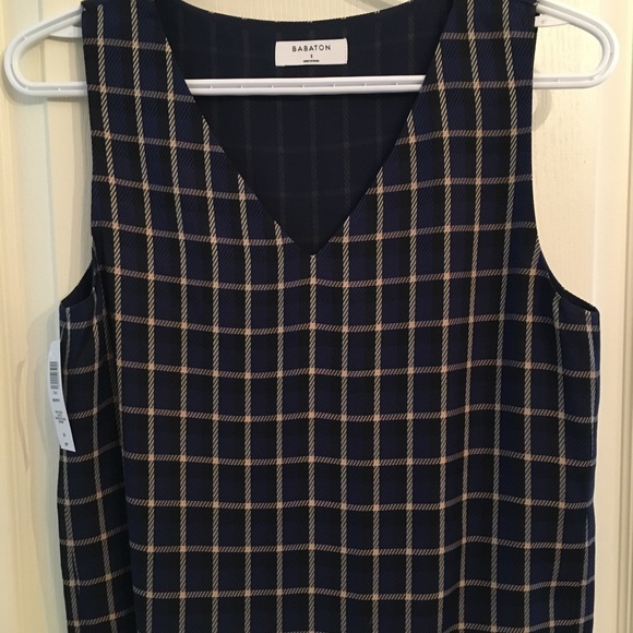 Aritzia Babaton Murphy blouse - Picture 3 of 7